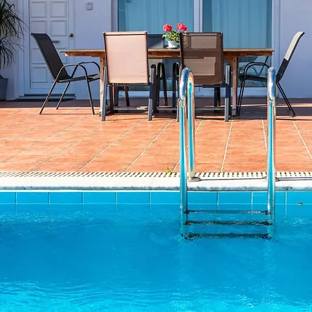 Holiday home Dimitra With Private Pool And Sea View -the Ground Floor Of A Two Storey Building *